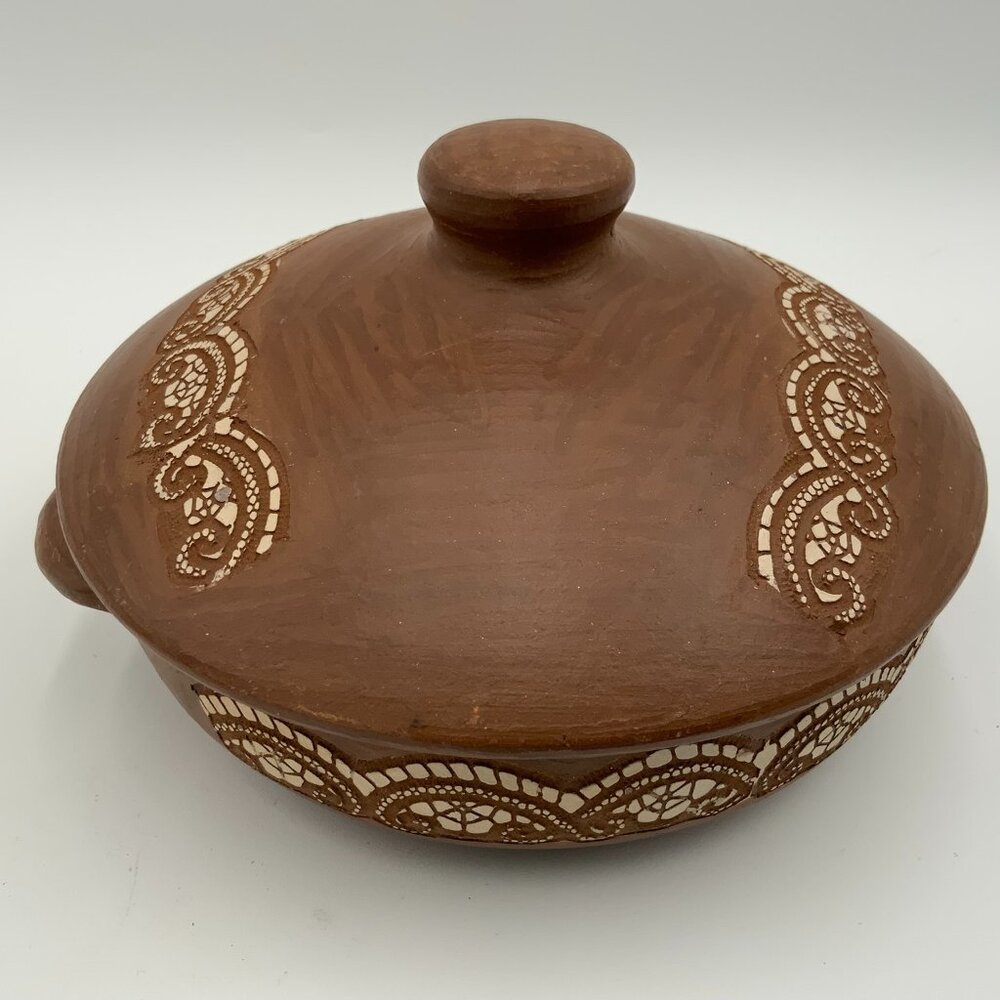 Handmade Traditional Clay Caccuali Casserole with Lid 500 ML
